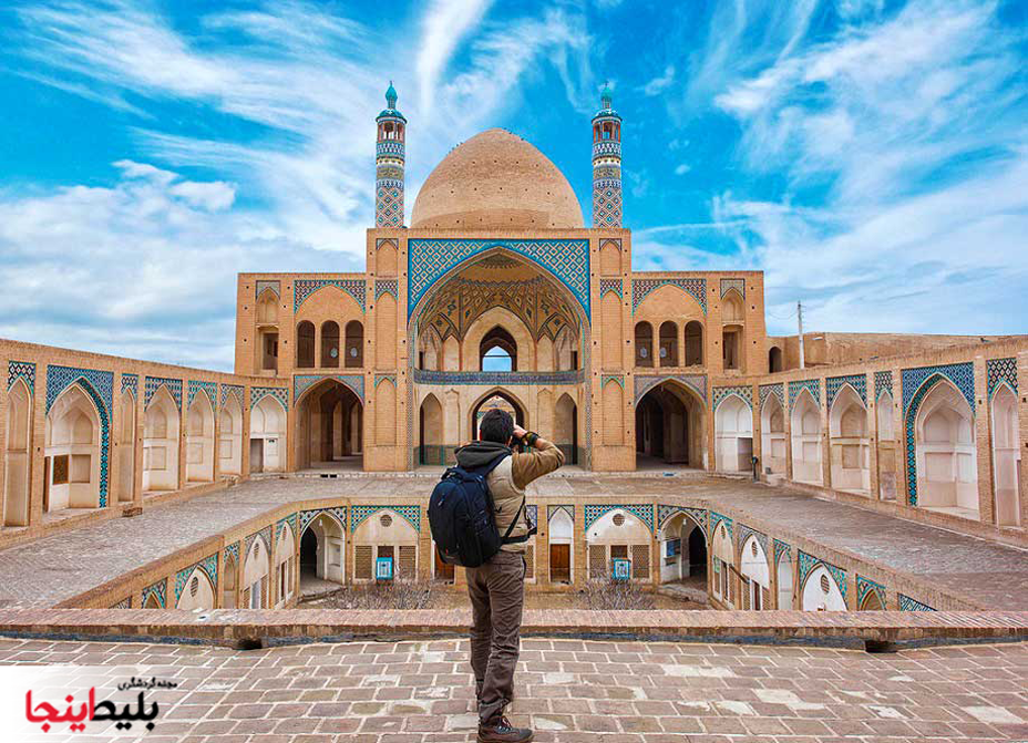 مسجد و مدرسه ی آقا بزرگ کاشان ،مسجدی تاریخی با معماری زیبا
