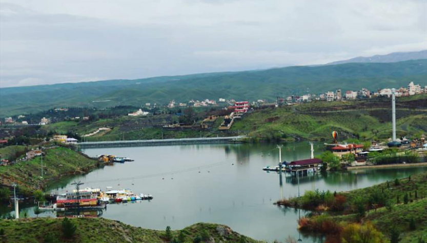 نمای بالایی سدچالیدره مشهد